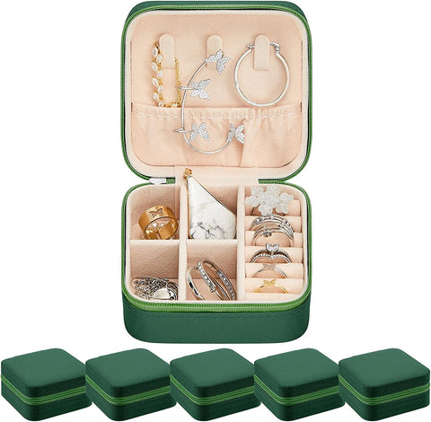 Brautjungfer Geschenke Schmuck-Box, personalisierte benutzerdefinierte Vorschlag kleine tragbare Reise-Koffer, Mini-Schmuck-Organisator Lagerung Ohrringe Ringe Halsketten für Frauen Mädchen - Packung mit 5